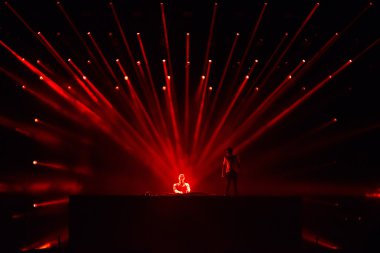 DJ Sahne Alanı'nda karıştırma Afrojack