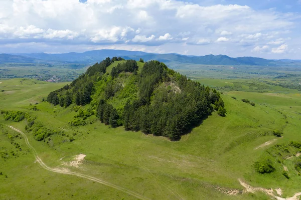Luftaufnahme Der Landschaft Pulsierende Grüne Hügel Siebenbürgen Rumänien Drohnenstandpunkt — Stockfoto