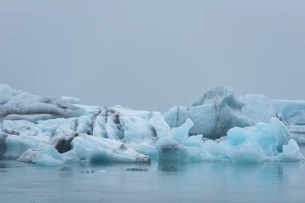 Jéghegyek Olvadnak Globális Felmelegedés Jokulsarlon Gleccserlagúnában Lebegő Klímaváltozás Következtében Vatnajokull — Stock Fotó