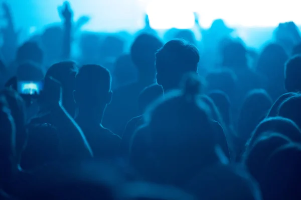 Silhouette Concert Crowd Music Festival Blue Stage Lights Watching Show — Stock Photo, Image