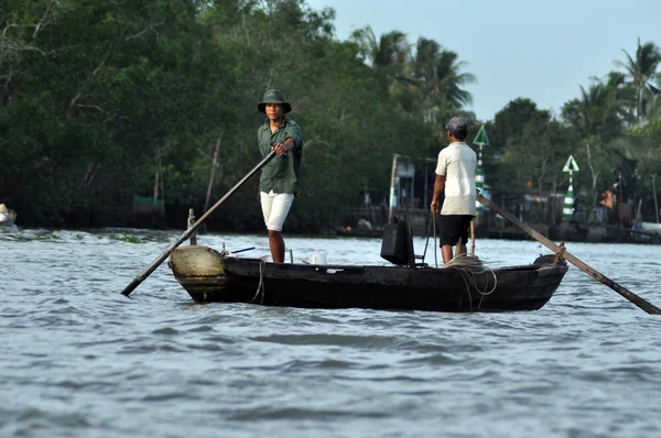 Fishermen in the Mekong delta, Vietnam — Stock Photo, Image