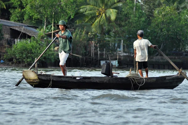 Fishing in the Mekong delta, Vietnam — Stock Photo, Image