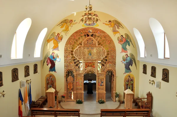 Interno di una chiesa greco-cattolica in Romania — Foto Stock