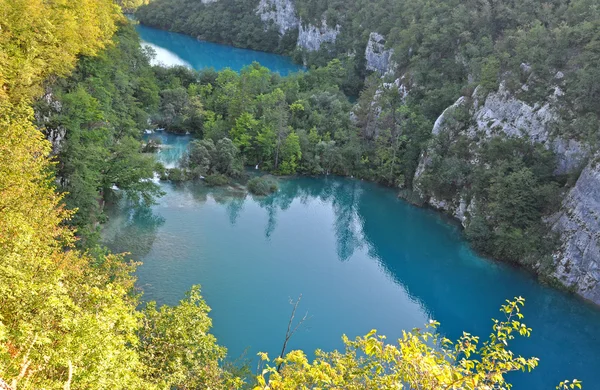 Cascadas y lagos en el Parque Nacional de Plitvice, Croacia —  Fotos de Stock