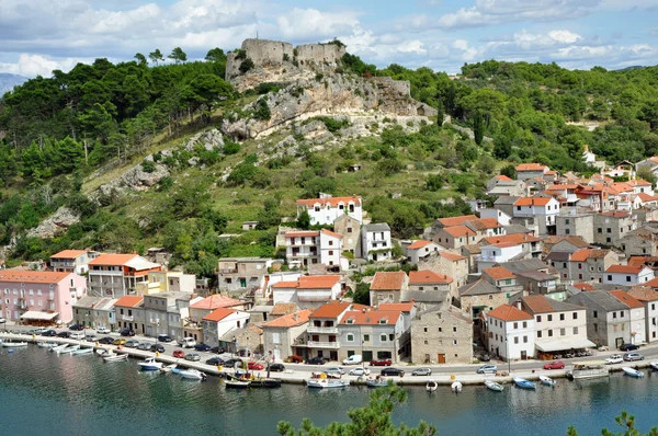 Fiskeby. Novigrad, Kroatien — Stockfoto