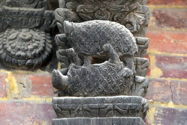 Erotické rytiny na hinduistické chrámy v Káthmándú, Nepál — Stock fotografie