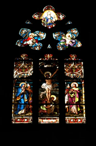 Mozaikové okno detail s biblickou scénu — Stock fotografie