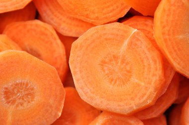 kıyılmış ve dilimlenmiş havuç 