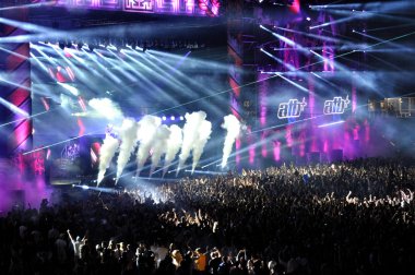 Dj canlı karıştırma 