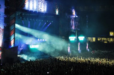 Konserde kalabalık