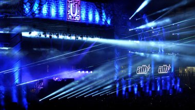 Dj canlı karıştırma 