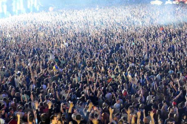 People at a live concert — Stock Photo, Image