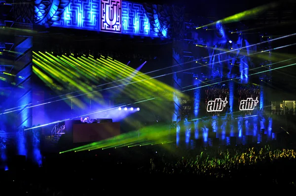 Dj canlı karıştırma 