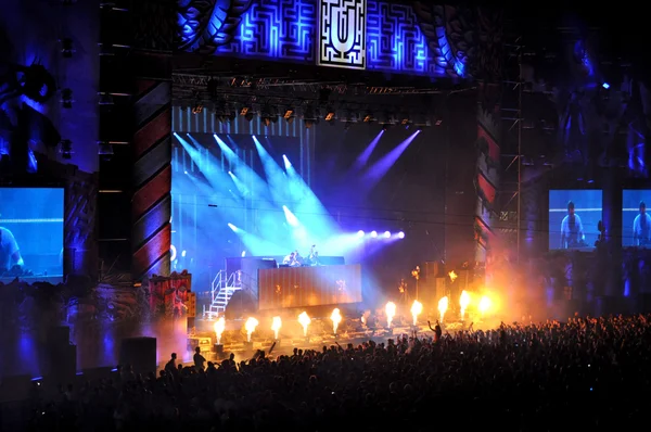 DJ Atb canlı konser gerçekleştirir