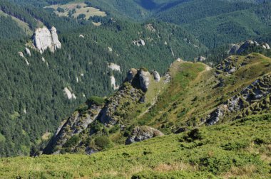 İrtifa, güzel, güzellik, mavi, Karpat, Karpatlar, ciucas, bulutlar, bulutlu, konglomera, gün, Avrupa, Jeoloji, yeşil, yükseklik, yürüyüş, yürüyüş, ardıç, peyzaj, kireçtaşı, çayır, dağ, dağlar, doğal, doğa, açık, park, yol, bezelye