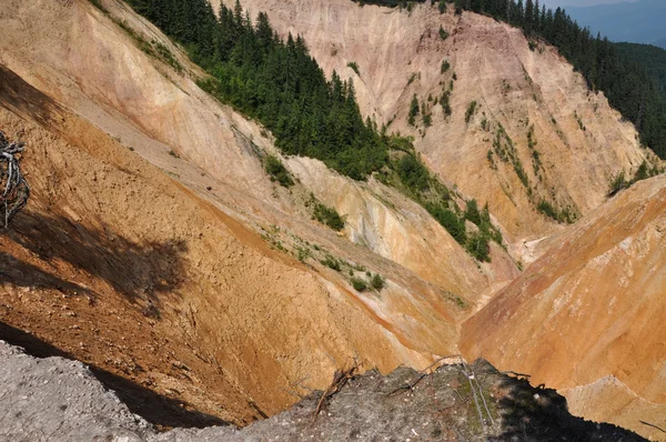 Barranco, erosión de las capas geológicas —  Fotos de Stock