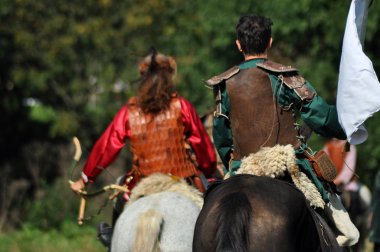 Binicilik gösteri geleneksel kostümleri