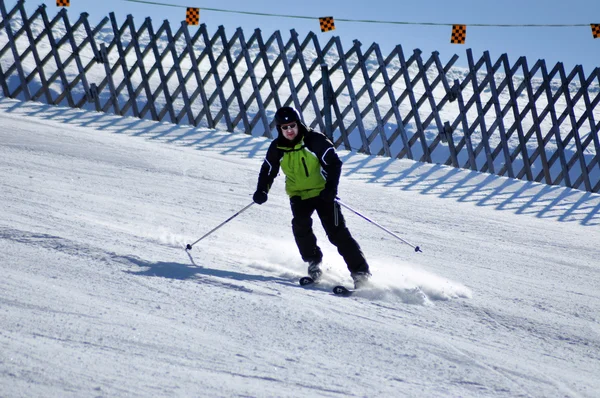 Skiers skiing in the Alps — Stock Photo, Image