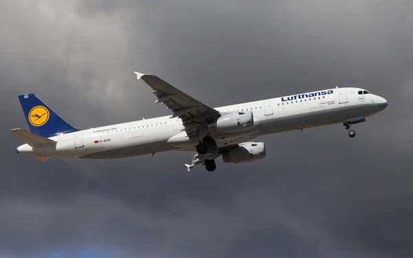 Lufthansa Airbus A321 — Stockfoto