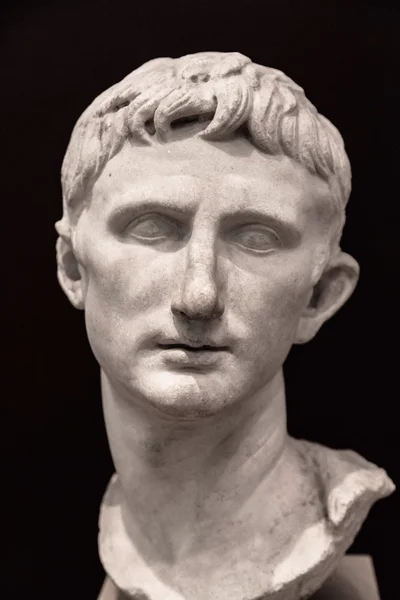 Бюст императора Августа — стоковое фото