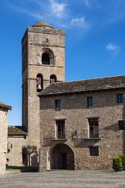 Igreja de Ainsa — Fotografia de Stock