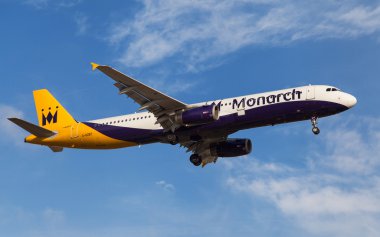 Monarch Hava Yolları'nın Airbus A321