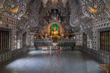 Wat Sri Suphan 'ın içi, Chiang Mai, Tayland