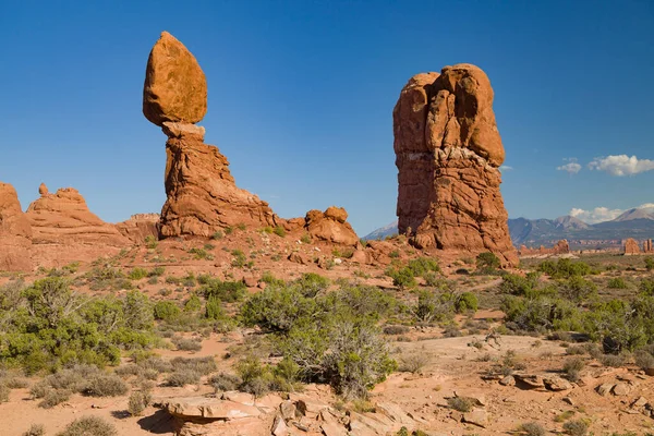 Vyvážené Rock Arches Národní Park Utah Usa — Stock fotografie