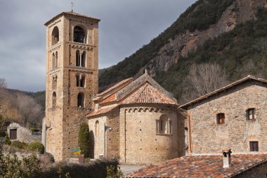 Romanesk kilise Beget