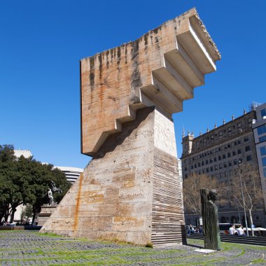 francesc macia anıt