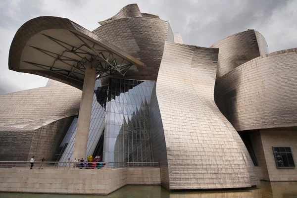 Entrée Guggenheim Bilbao — Photo