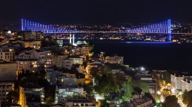 Boğaziçi Köprüsü-geceleri