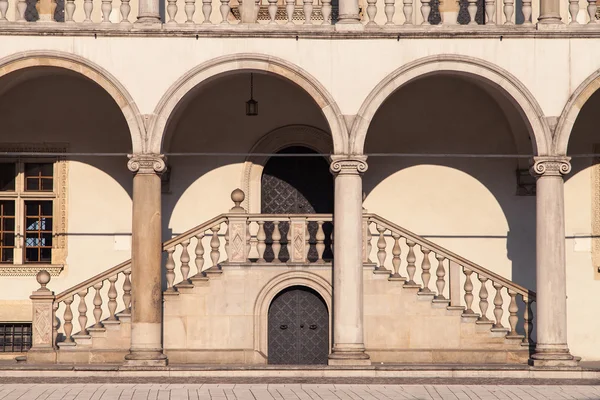 Wawel binnenplaats trap — Stockfoto