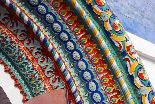 Красочное оформление фасада Успенского собора в Ярославле . Лицензионные Стоковые Фото