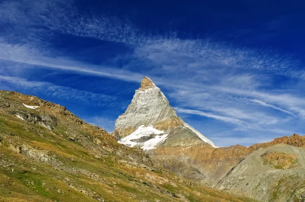 Hermoso paisaje de los Alpes suizos con montañas, rocas y glaciares, Suiza —  Fotos de Stock