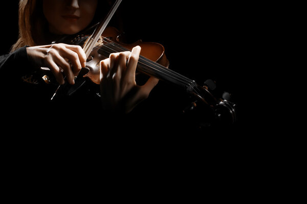 Violin player playing violinist