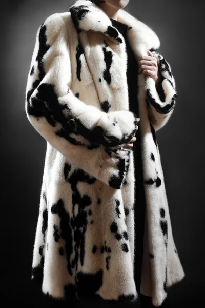 Fur coat winter fashion Woman in mink fur — Stock Photo, Image