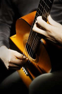 Akustik gitar eller gitarist