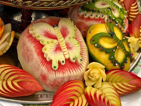 Owoc rzeźba jedzenie rzeźba sztuka — Zdjęcie stockowe