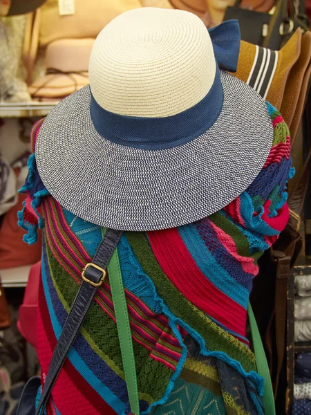 Retro moda bayan şapka — Stok fotoğraf