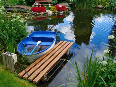 Güzel klasik tasarım Bahçe balık pond nilüfer ile