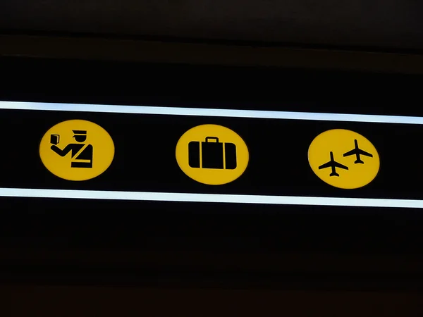 Airport terminal signs — Stock Photo, Image