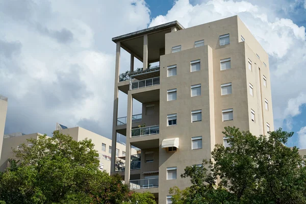 Moderne luxe appartementen condominium — Stockfoto