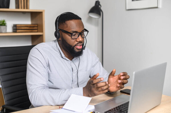 African-American student presenting project online