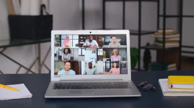 Çeşitli çalışma takımlarının online toplantısı