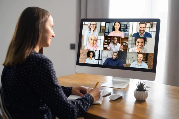 Virtuelle Konferenz auf dem Computerbildschirm — Stockfoto