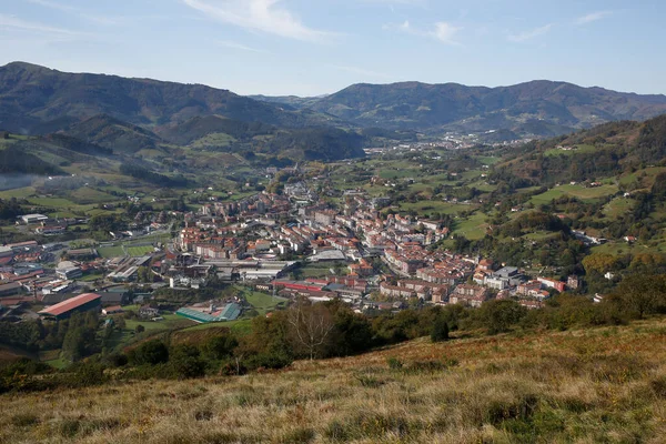 Panoramica Azpeitia Pueblo Del Gipuzkoa Pais Vasco Španělsko — Stock fotografie