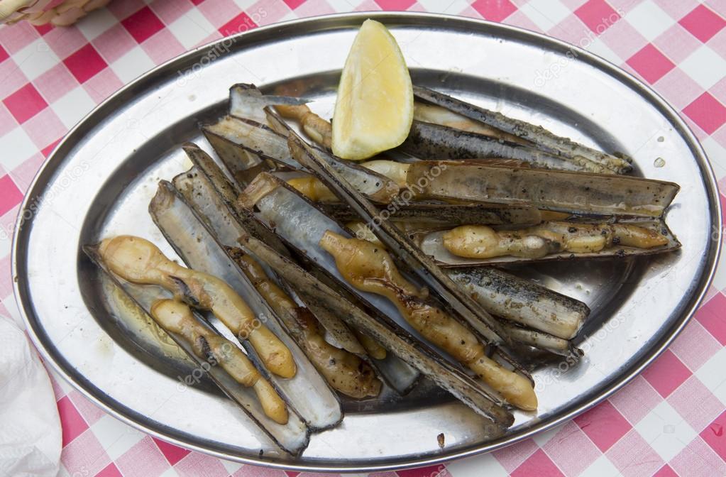 grilled razor clams