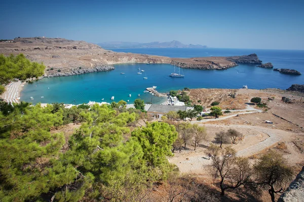 Historical yacht in Lindos bay on Rodos island — Stock Photo, Image