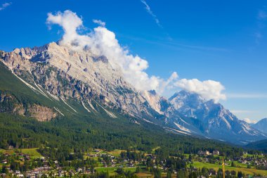 Tofana di Rozes, Dolomiti Mountains clipart